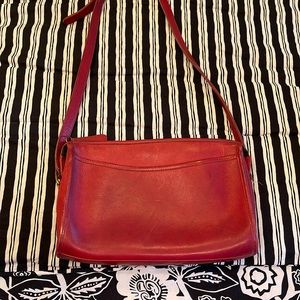 Rare red leather vintage Coach camera bag purse crossbody good condition